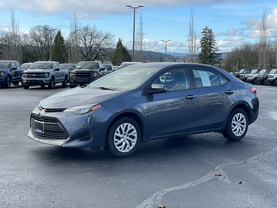 2017 Toyota Corolla LE 7