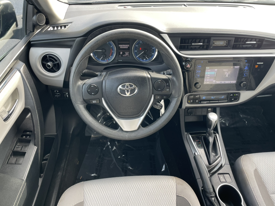 2017 Toyota Corolla LE 12