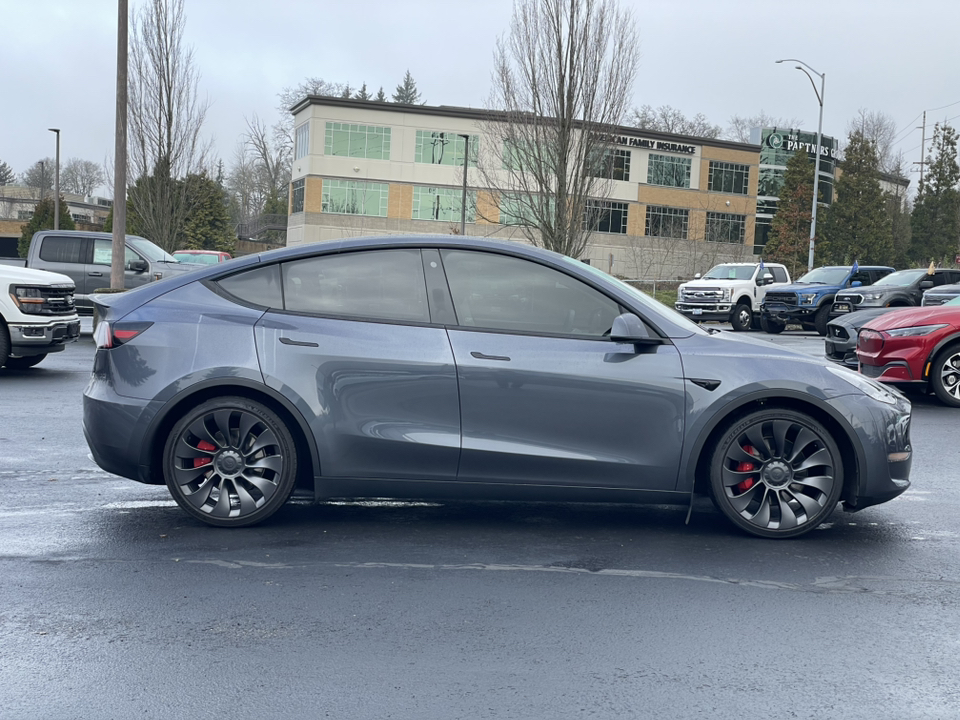 2023 Tesla Model Y Performance 2