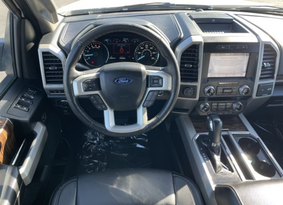 2019 Ford F-150 Lariat 12