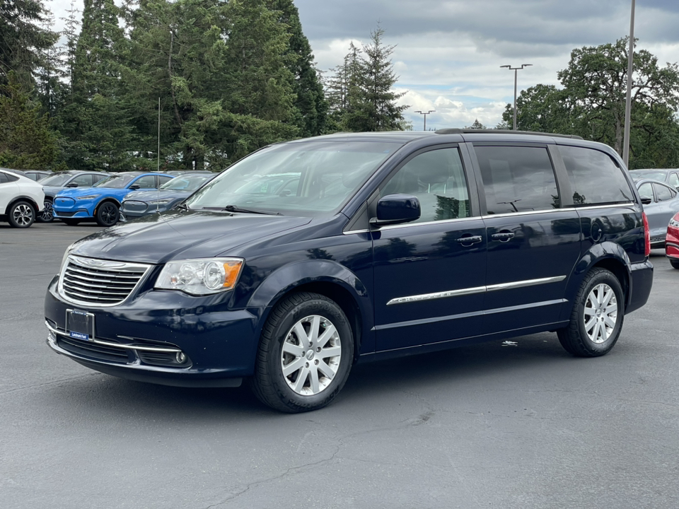 2014 Chrysler Town & Country Touring 7