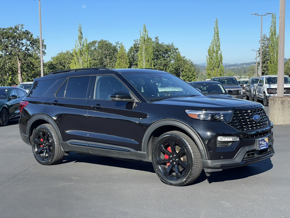 2021 Ford Explorer ST 1