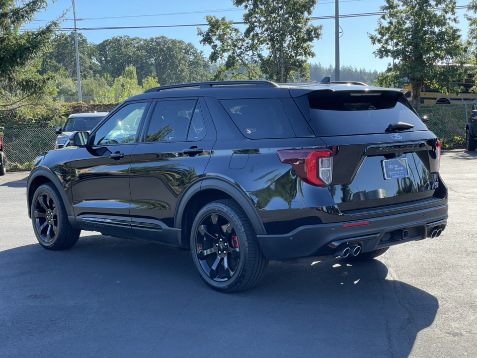 2021 Ford Explorer ST 5