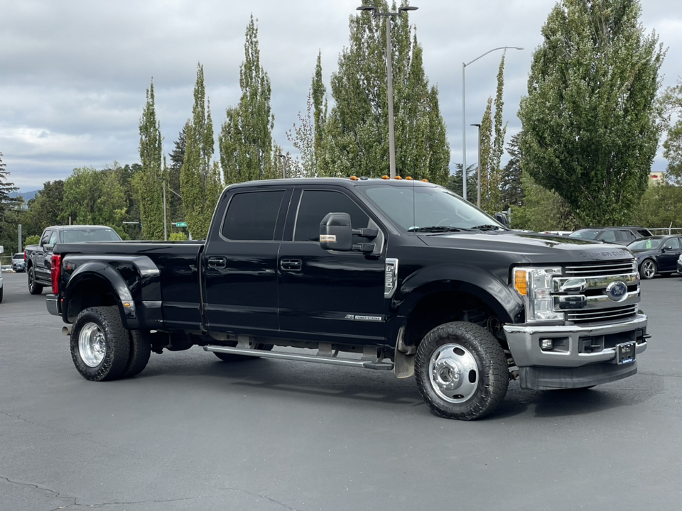 2017 Ford F-350SD Lariat 1