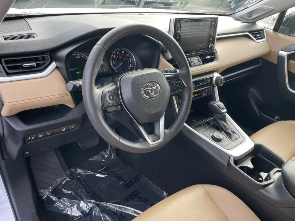 2021 Toyota RAV4 Hybrid XLE Premium 11