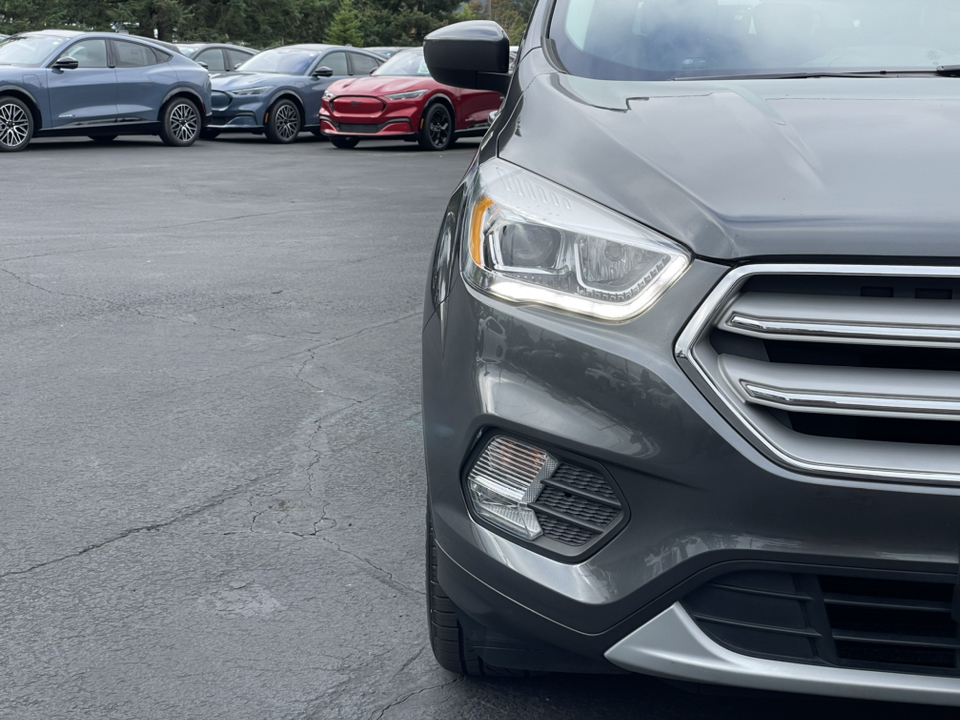 2019 Ford Escape SEL 8