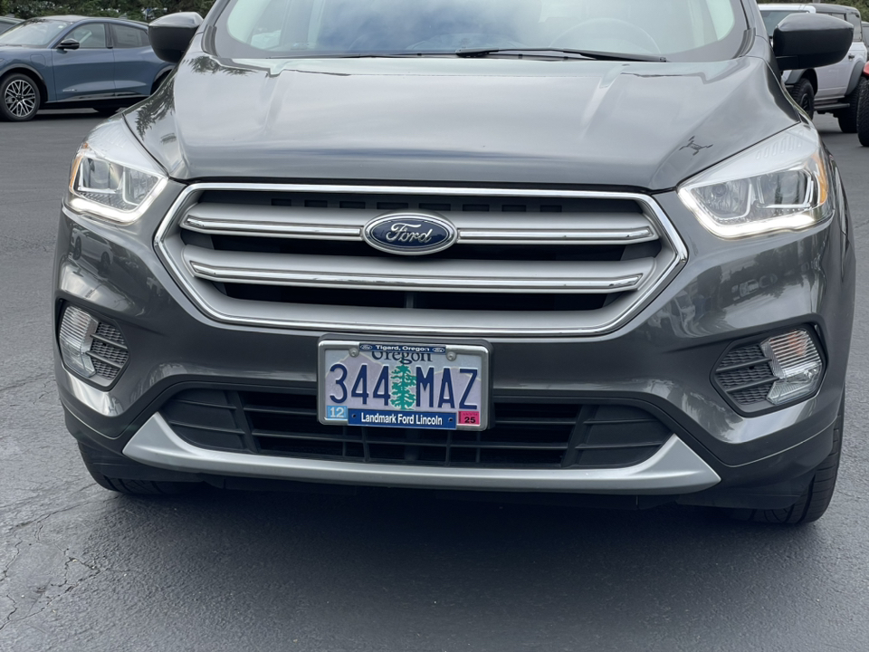 2019 Ford Escape SEL 9