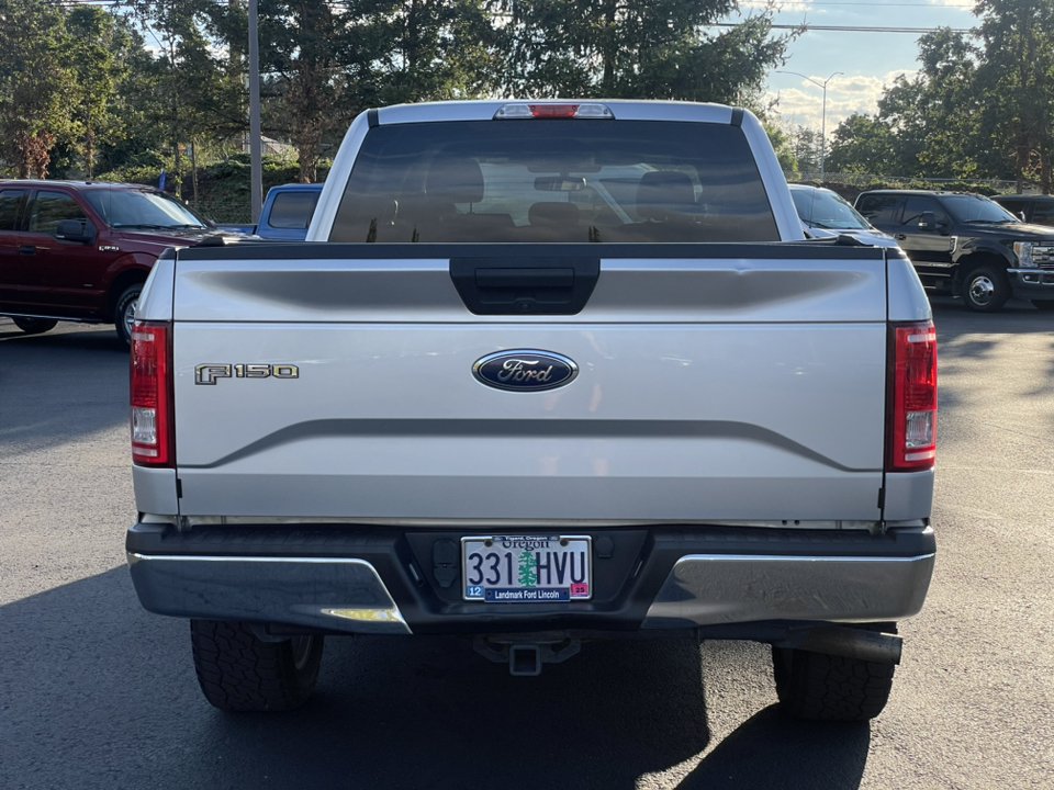 2015 Ford F-150 XLT 4