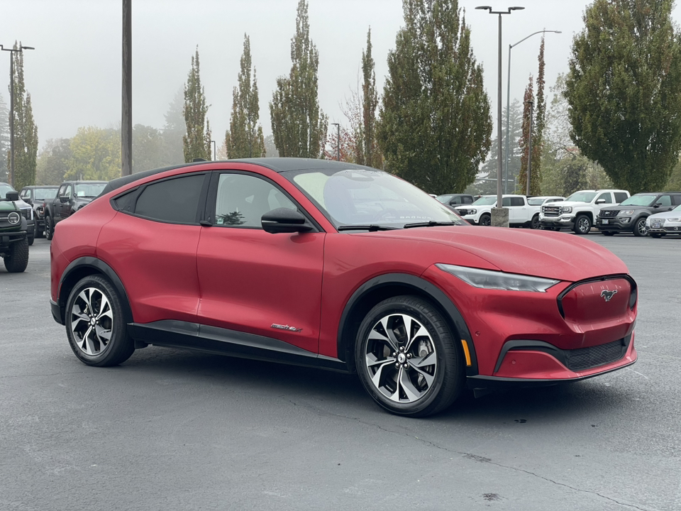 2021 Ford Mustang Mach-E Premium 1