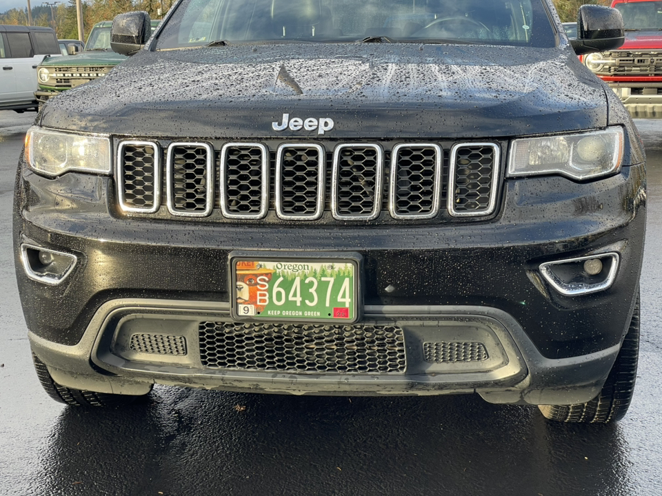 2019 Jeep Grand Cherokee Laredo E 9