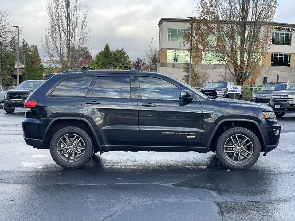 2016 Jeep Grand Cherokee 75th Anniversary Edition 2