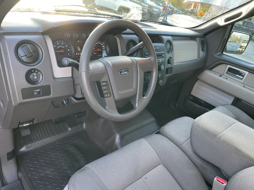 2010 Ford F-150 XL 11