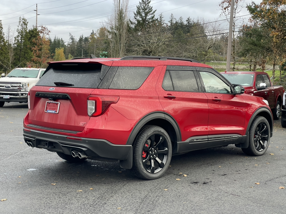 2023 Ford Explorer ST 3