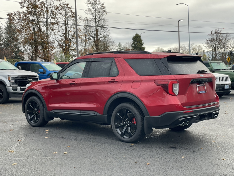 2023 Ford Explorer ST 5