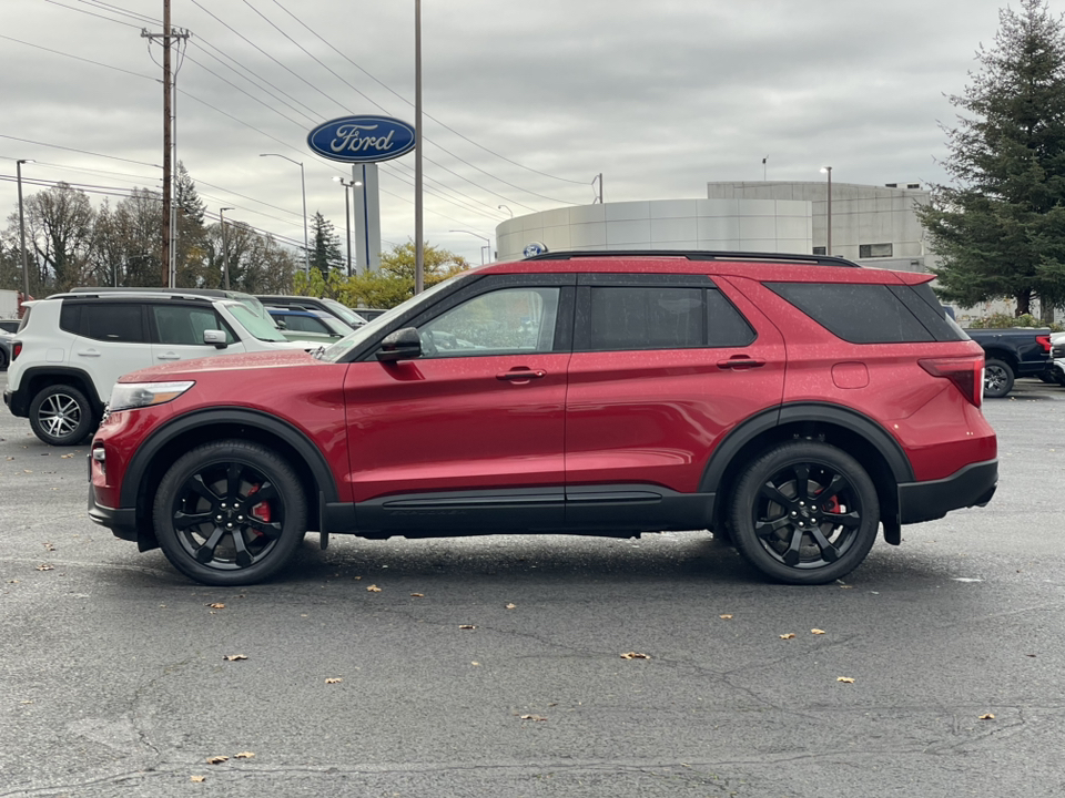 2023 Ford Explorer ST 6