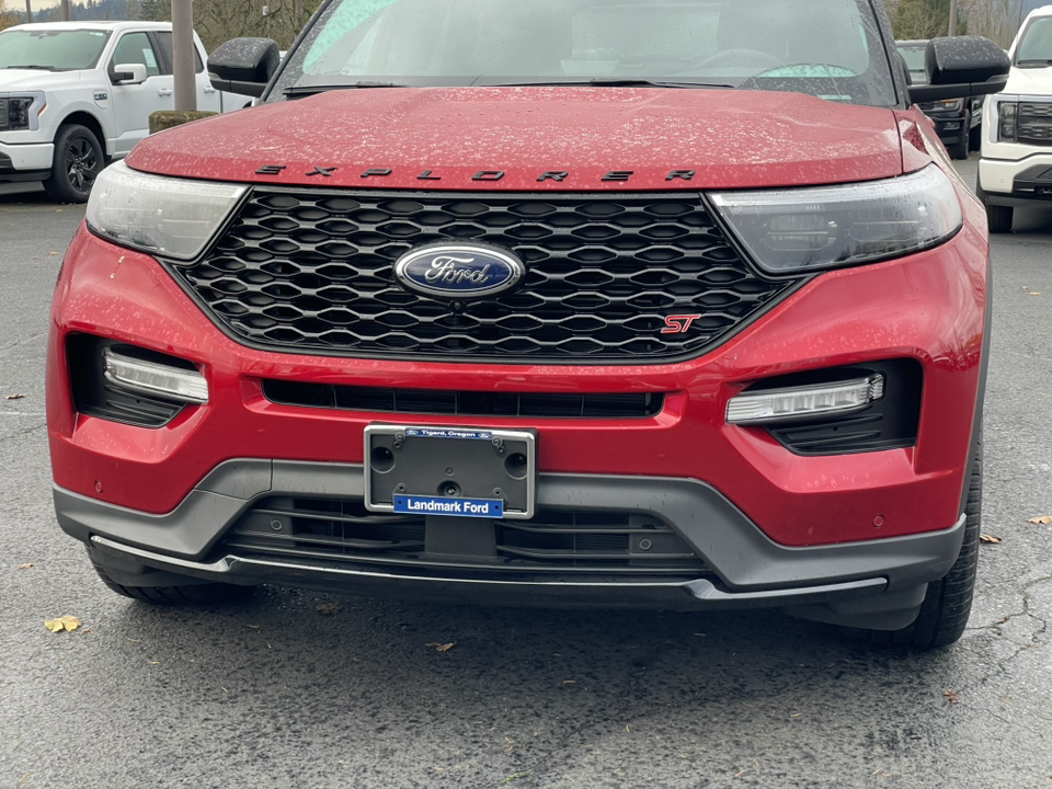 2023 Ford Explorer ST 9