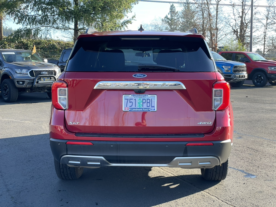 2022 Ford Explorer XLT 4