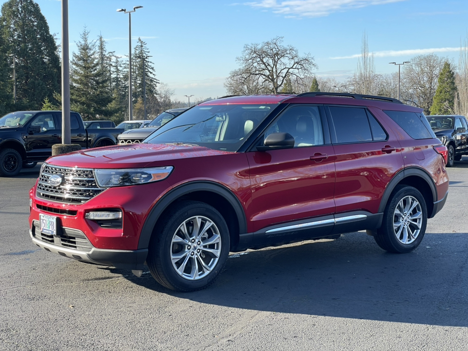 2022 Ford Explorer XLT 7