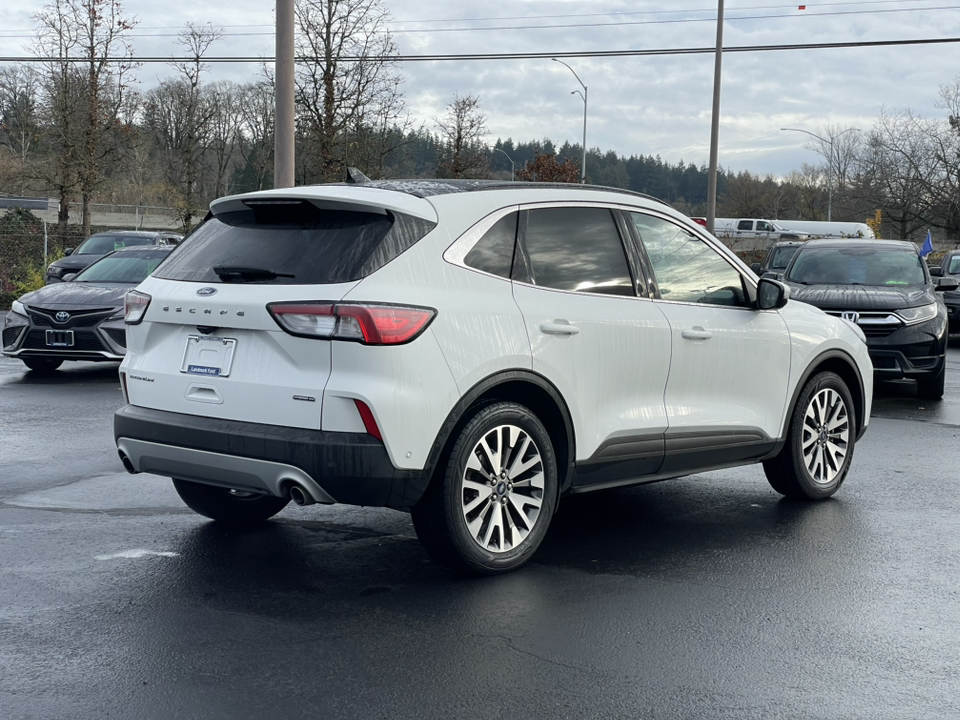 2020 Ford Escape Titanium Hybrid 3