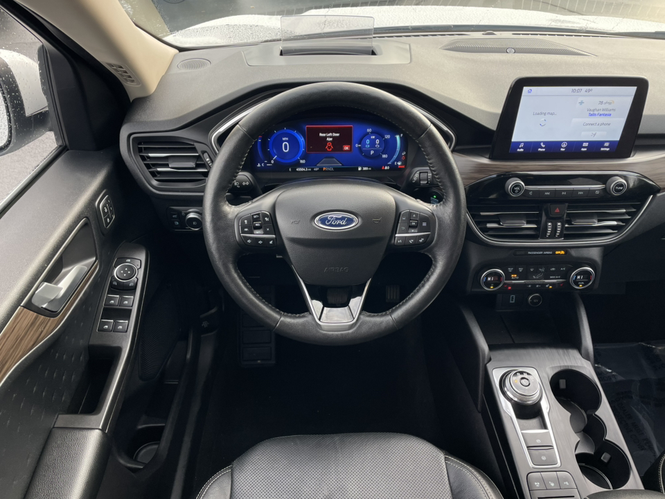 2020 Ford Escape Titanium Hybrid 12