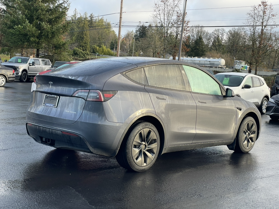 2023 Tesla Model Y Long Range 3