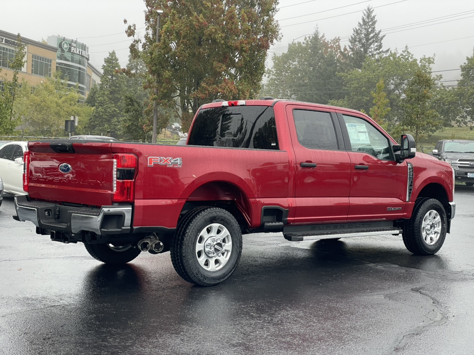 2023 Ford F-250SD XLT 2