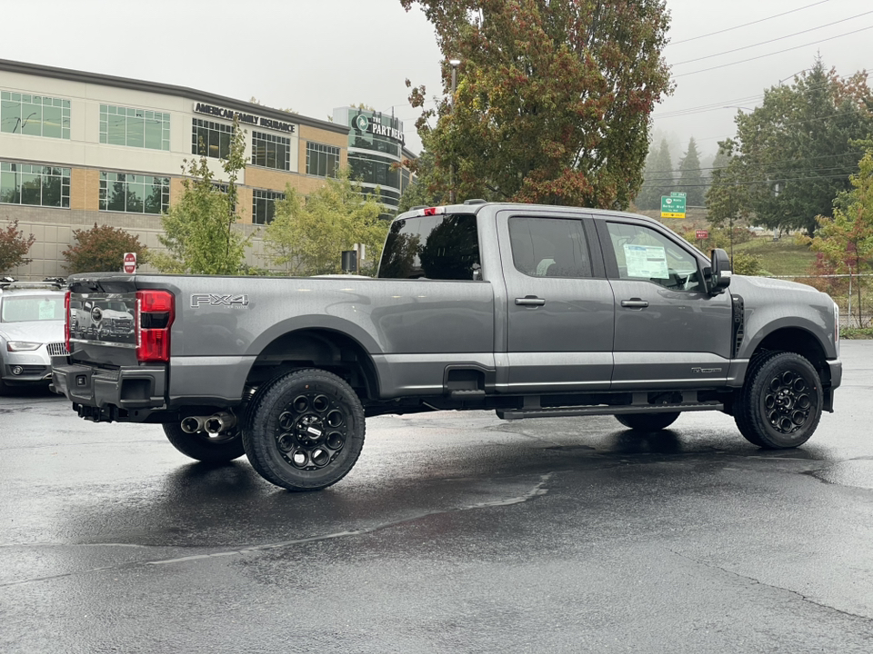 2024 Ford F-250SD XLT 2