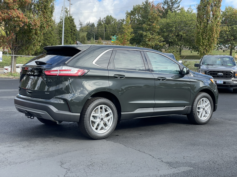 2024 Ford Edge SEL 2