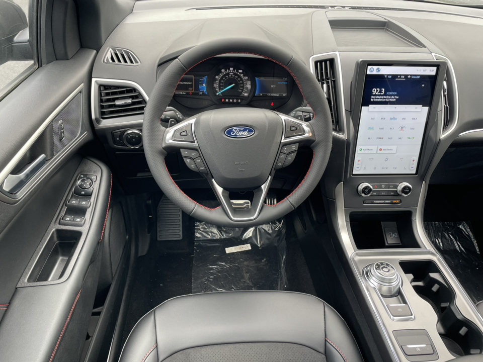 2024 Ford Edge ST Line 6