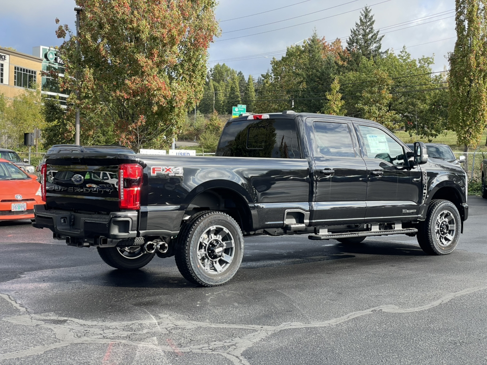 2024 Ford F-250SD Lariat 2