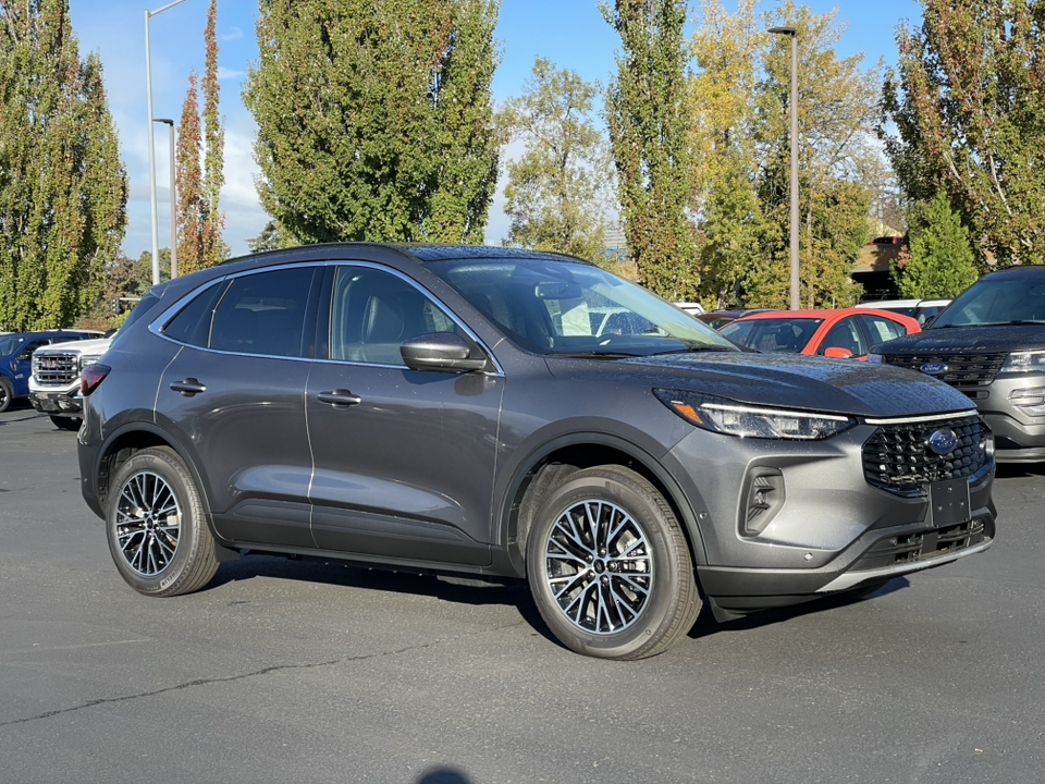 2024 Ford Escape Plug-In Hybrid 1