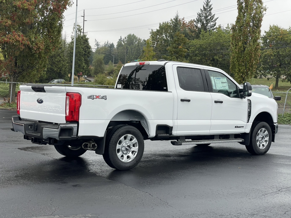 2024 Ford F-250SD XLT 2