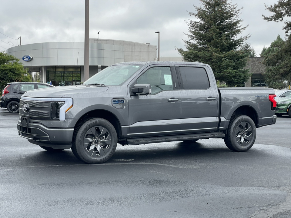 2024 Ford F-150 Lightning Lariat 3