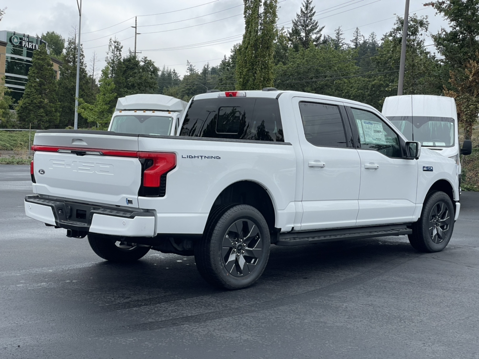 2024 Ford F-150 Lightning Lariat 2