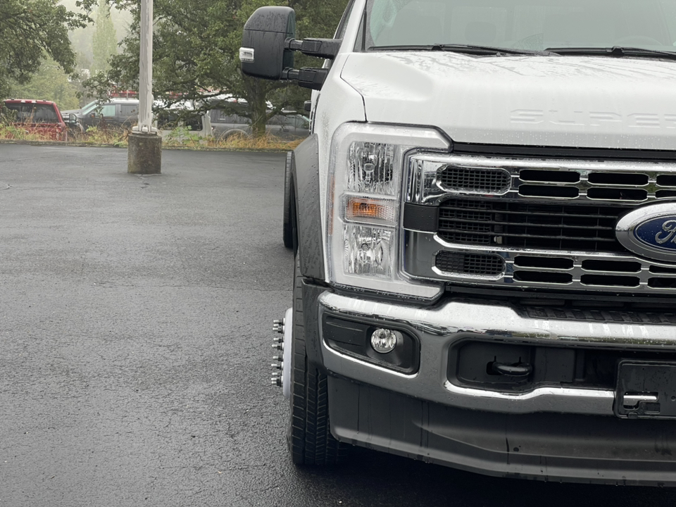 2024 Ford F-550SD XL 8