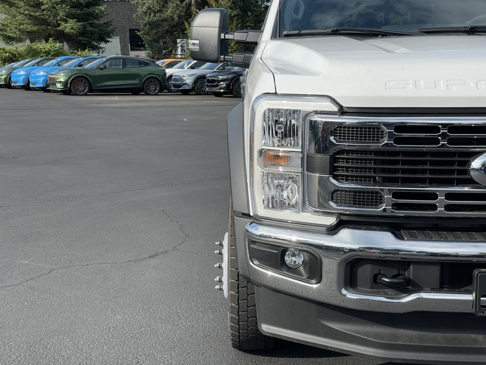 2024 Ford F-550SD XL 8