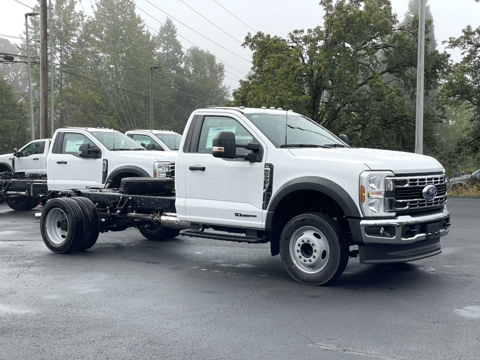 2024 Ford F-550SD XL 1