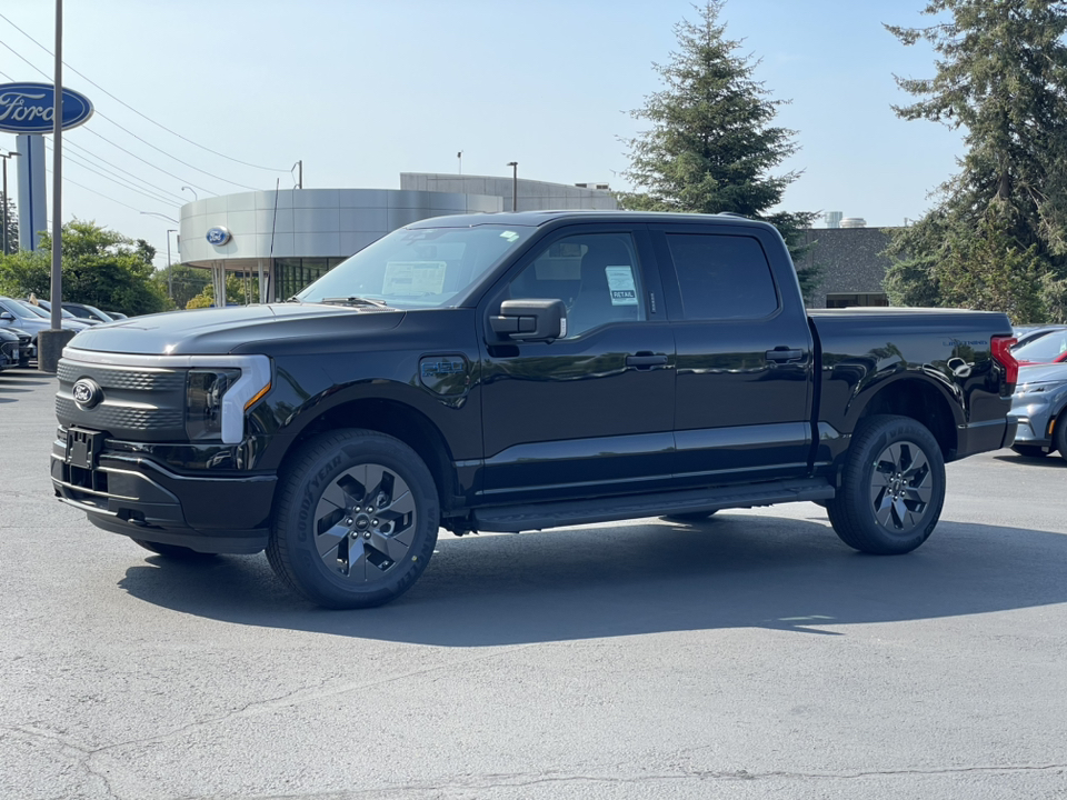 2024 Ford F-150 Lightning XLT 3