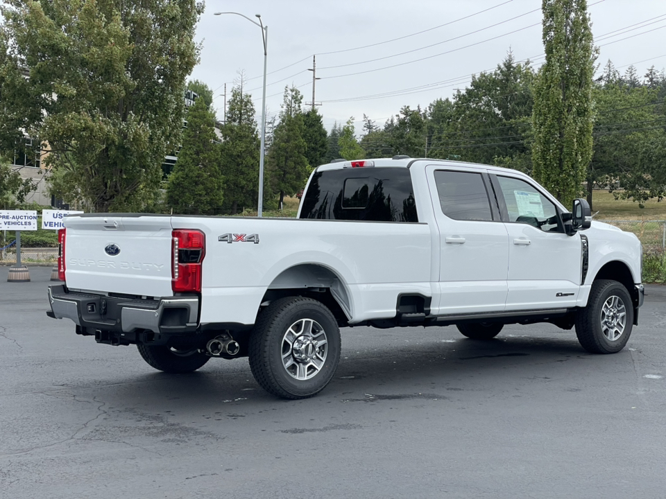 2024 Ford F-250SD Lariat 2