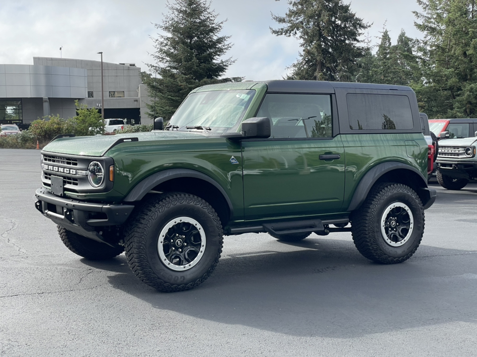 2024 Ford Bronco Black Diamond 3