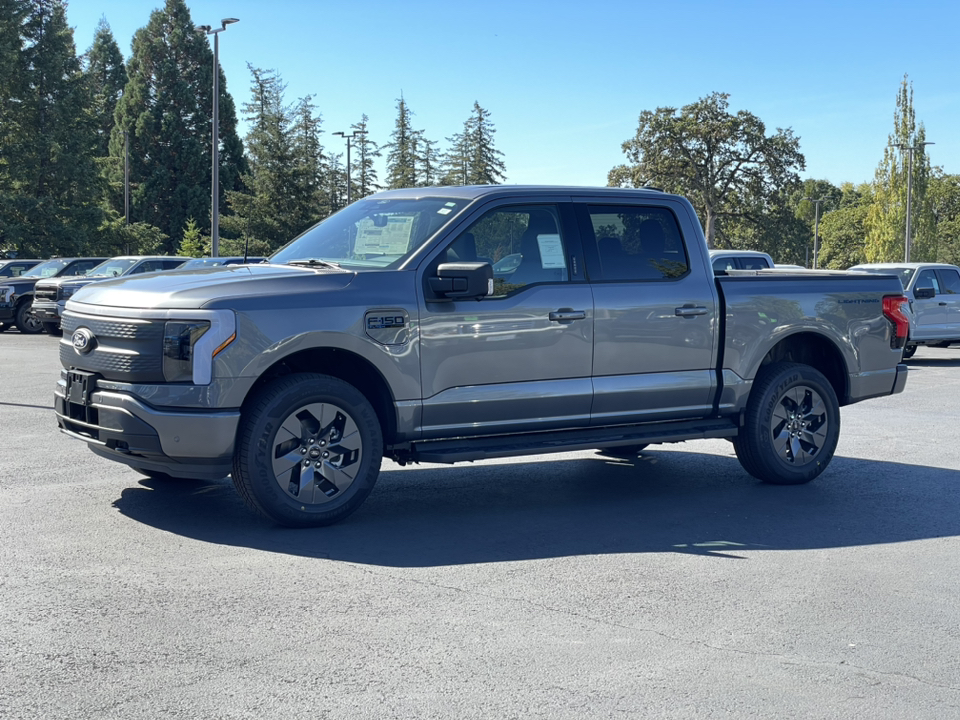 2024 Ford F-150 Lightning Flash 3