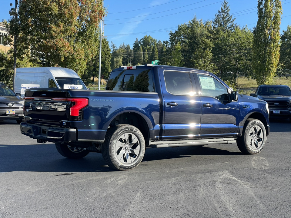 2024 Ford F-150 Lightning Lariat 2