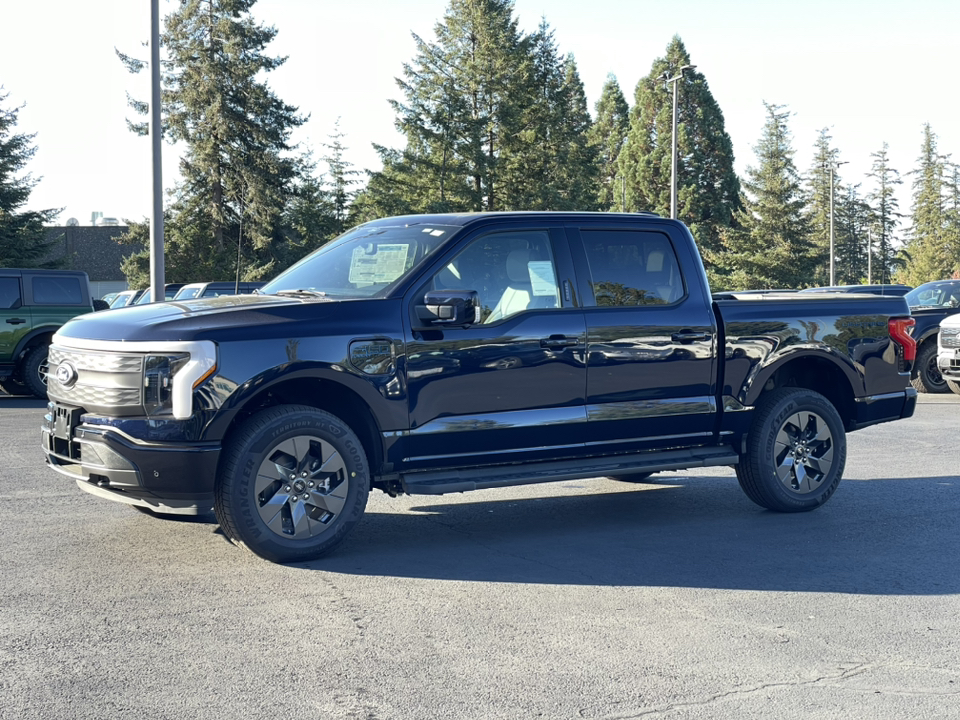 2024 Ford F-150 Lightning Lariat 3