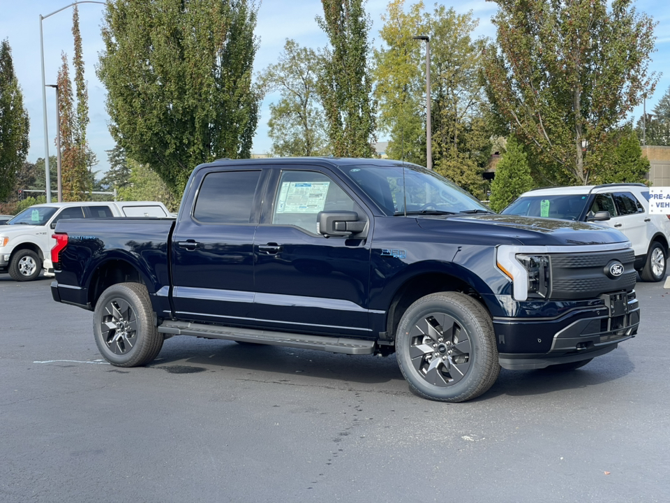 2024 Ford F-150 Lightning Flash 1