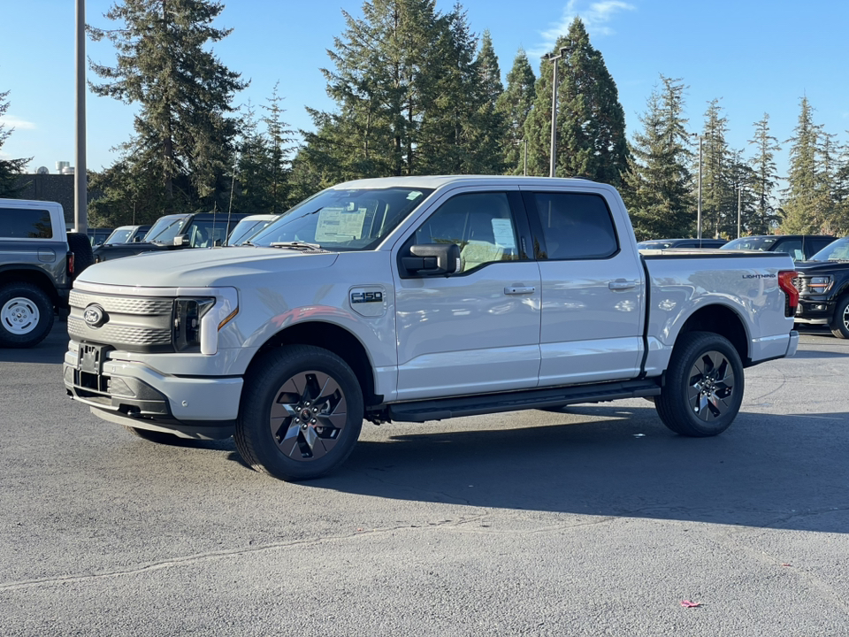 2024 Ford F-150 Lightning Flash 3