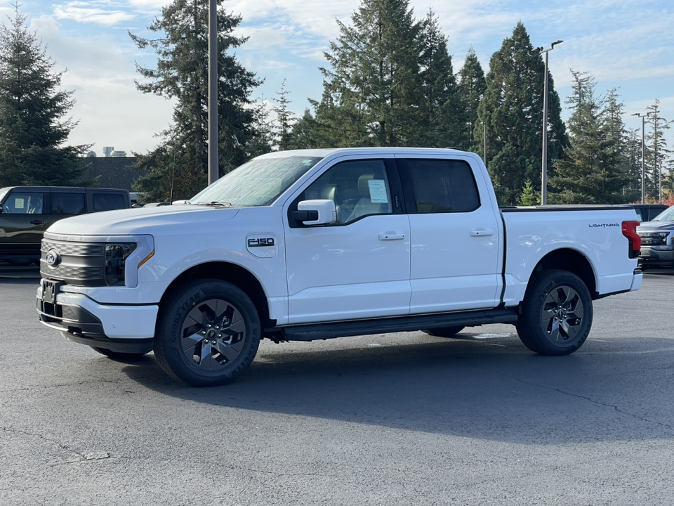 2024 Ford F-150 Lightning Lariat 3