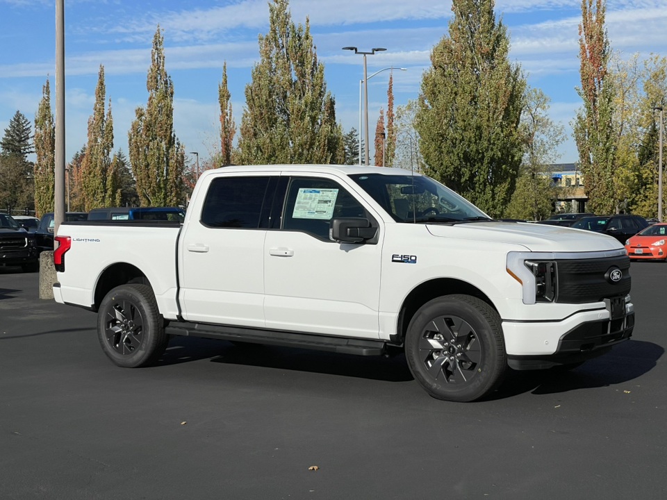 2024 Ford F-150 Lightning Flash 1