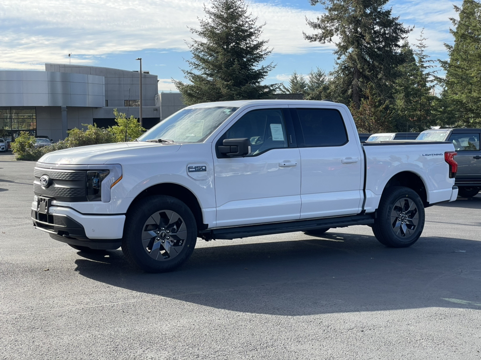 2024 Ford F-150 Lightning Flash 3