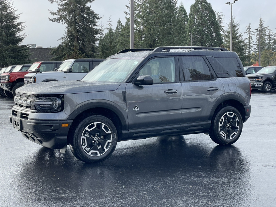 2024 Ford Bronco Sport Outer Banks 3