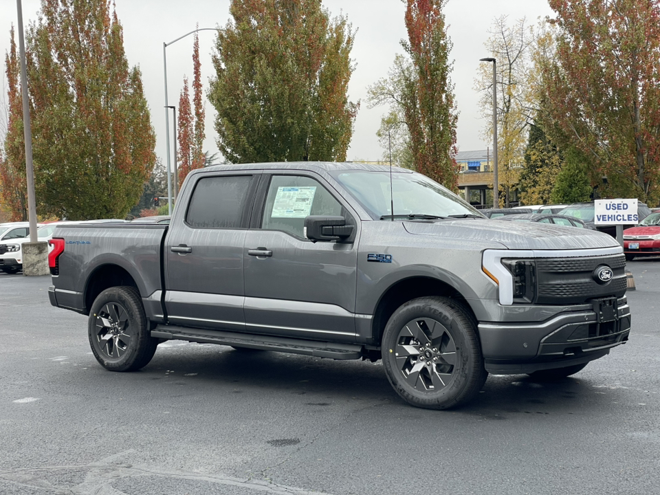 2024 Ford F-150 Lightning Flash 1